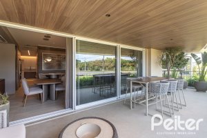 Apartamento à venda com 176m², 4 dormitórios, 4 suítes, 3 vagas, no bairro Golden Lake em Porto Alegre