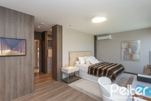 Apartamento à venda com 176m², 4 dormitórios, 4 suítes, 3 vagas, no bairro Golden Lake em Porto Alegre