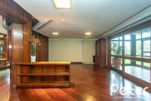 Casa em Condomínio à venda com 900m², 5 dormitórios, 5 suítes, 10 vagas, no bairro Cavalhada em PORTO ALEGRE