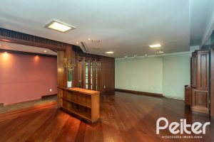 Casa em Condomínio à venda com 900m², 5 dormitórios, 5 suítes, 10 vagas, no bairro Cavalhada em PORTO ALEGRE