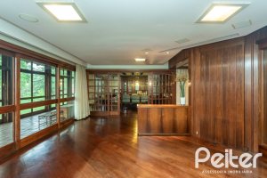 Casa em Condomínio à venda com 900m², 5 dormitórios, 5 suítes, 10 vagas, no bairro Cavalhada em PORTO ALEGRE