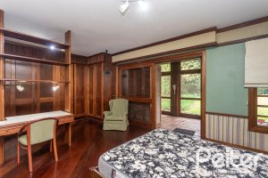 Casa em Condomínio à venda com 900m², 5 dormitórios, 5 suítes, 10 vagas, no bairro Cavalhada em PORTO ALEGRE