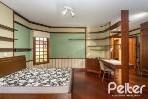 Casa em Condomínio à venda com 900m², 5 dormitórios, 5 suítes, 10 vagas, no bairro Cavalhada em PORTO ALEGRE