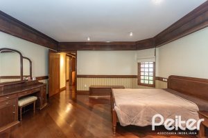 Casa em Condomínio à venda com 900m², 5 dormitórios, 5 suítes, 10 vagas, no bairro Cavalhada em PORTO ALEGRE