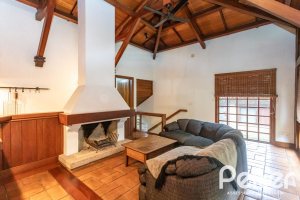Casa em Condomínio à venda com 900m², 5 dormitórios, 5 suítes, 10 vagas, no bairro Cavalhada em PORTO ALEGRE