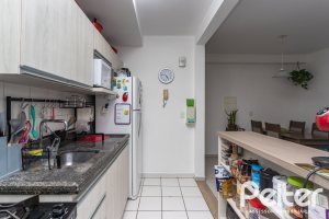 Apartamento à venda com 67m², 3 dormitórios, 1 suíte, 2 vagas, no bairro Tristeza em PORTO ALEGRE