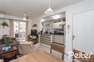 Apartamento à venda com 67m², 3 dormitórios, 1 suíte, 2 vagas, no bairro Tristeza em PORTO ALEGRE