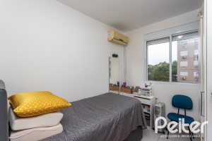 Apartamento à venda com 67m², 3 dormitórios, 1 suíte, 2 vagas, no bairro Tristeza em PORTO ALEGRE