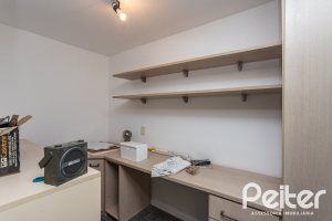 Casa em Condomínio à venda com 328m², 3 dormitórios, 2 suítes, 4 vagas, no bairro Cavalhada em PORTO ALEGRE