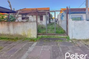 Terreno à venda com 319m², no bairro Cavalhada em Porto Alegre
