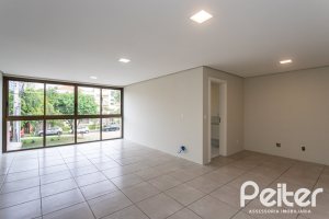 Casa em Condomínio à venda com 352m², 3 dormitórios, 3 suítes, 3 vagas, no bairro Tristeza em Porto Alegre