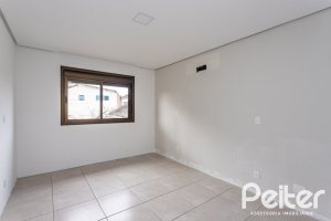 Casa em Condomínio à venda com 352m², 3 dormitórios, 3 suítes, 3 vagas, no bairro Tristeza em Porto Alegre
