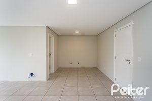 Casa em Condomínio à venda com 352m², 3 dormitórios, 3 suítes, 3 vagas, no bairro Tristeza em Porto Alegre