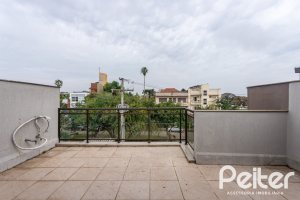 Casa em Condomínio à venda com 352m², 3 dormitórios, 3 suítes, 3 vagas, no bairro Tristeza em Porto Alegre
