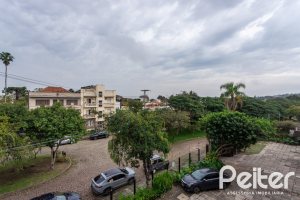 Casa em Condomínio à venda com 352m², 3 dormitórios, 3 suítes, 3 vagas, no bairro Tristeza em Porto Alegre