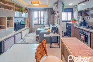 Apartamento à venda com 40m², 1 dormitório, 1 suíte, 1 vaga, no bairro Cristal em PORTO ALEGRE