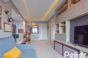 Apartamento à venda com 40m², 1 dormitório, 1 suíte, 1 vaga, no bairro Cristal em PORTO ALEGRE