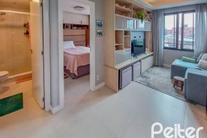 Apartamento à venda com 40m², 1 dormitório, 1 suíte, 1 vaga, no bairro Cristal em PORTO ALEGRE