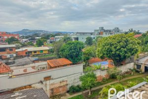 Apartamento à venda com 40m², 1 dormitório, 1 suíte, 1 vaga, no bairro Cristal em PORTO ALEGRE
