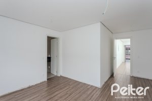 Casa em Condomínio à venda com 150m², 3 dormitórios, 3 suítes, 2 vagas, no bairro Ipanema em Porto Alegre