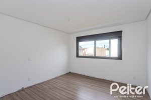 Casa em Condomínio à venda com 150m², 3 dormitórios, 3 suítes, 2 vagas, no bairro Ipanema em Porto Alegre
