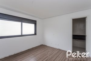 Casa em Condomínio à venda com 150m², 3 dormitórios, 3 suítes, 2 vagas, no bairro Ipanema em Porto Alegre