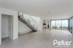 Casa em Condomínio à venda com 150m², 3 dormitórios, 3 suítes, 2 vagas, no bairro Ipanema em Porto Alegre