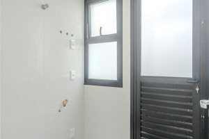 Casa em Condomínio à venda com 150m², 3 dormitórios, 3 suítes, 2 vagas, no bairro Ipanema em Porto Alegre