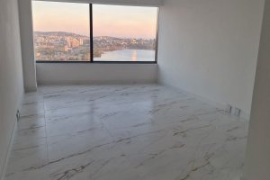 Comercial à venda com 31m², 1 dormitório, 1 vaga, no bairro Cristal em PORTO ALEGRE