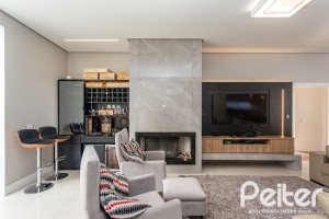Casa em Condomínio à venda com 230m², 3 dormitórios, 3 suítes, 4 vagas, no bairro Alphaville em PORTO ALEGRE