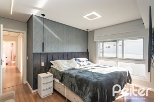 Casa em Condomínio à venda com 230m², 3 dormitórios, 3 suítes, 4 vagas, no bairro Alphaville em PORTO ALEGRE
