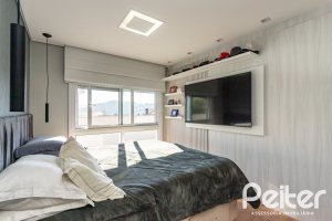 Casa em Condomínio à venda com 230m², 3 dormitórios, 3 suítes, 4 vagas, no bairro Alphaville em PORTO ALEGRE