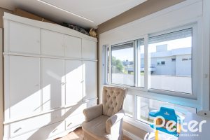 Casa em Condomínio à venda com 230m², 3 dormitórios, 3 suítes, 4 vagas, no bairro Alphaville em PORTO ALEGRE