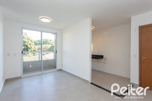 Apartamento à venda com 54m², 2 dormitórios, 1 suíte, 1 vaga, no bairro Camaquã em Porto Alegre