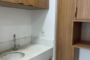 Comercial à venda com 40m², 1 vaga, no bairro Cristal em Porto Alegre