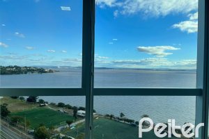 Comercial à venda com 40m², 1 vaga, no bairro Cristal em Porto Alegre