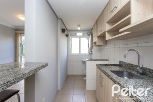 Apartamento à venda com 47m², 1 dormitório, 1 vaga, no bairro Cristal em PORTO ALEGRE
