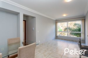 Apartamento à venda com 47m², 1 dormitório, 1 vaga, no bairro Cristal em PORTO ALEGRE