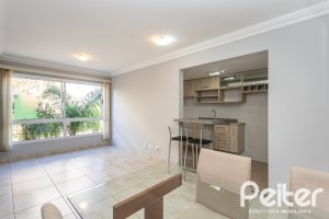Apartamento à venda com 47m², 1 dormitório, 1 vaga, no bairro Cristal em PORTO ALEGRE
