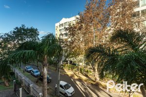 Apartamento à venda com 47m², 1 dormitório, 1 vaga, no bairro Cristal em PORTO ALEGRE