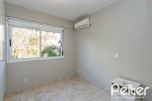 Apartamento à venda com 47m², 1 dormitório, 1 vaga, no bairro Cristal em PORTO ALEGRE