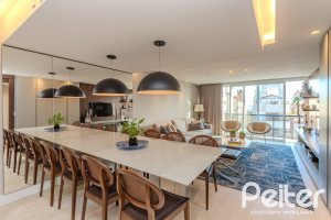 Cobertura à venda com 368m², 3 dormitórios, 3 suítes, 5 vagas, no bairro Tristeza em PORTO ALEGRE