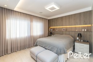 Cobertura à venda com 368m², 3 dormitórios, 3 suítes, 5 vagas, no bairro Tristeza em PORTO ALEGRE