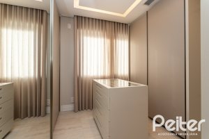 Cobertura à venda com 368m², 3 dormitórios, 3 suítes, 5 vagas, no bairro Tristeza em PORTO ALEGRE