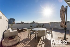 Cobertura à venda com 368m², 3 dormitórios, 3 suítes, 5 vagas, no bairro Tristeza em PORTO ALEGRE