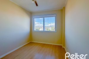 Apartamento à venda com 56m², 2 dormitórios, no bairro Cristal em Porto Alegre