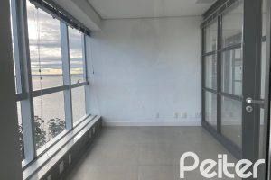 Comercial à venda com 40m², 2 vagas, no bairro Cristal em Porto Alegre