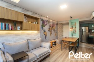Apartamento à venda com 53m², 1 dormitório, 1 suíte, 1 vaga, no bairro Cristal em PORTO ALEGRE