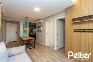 Apartamento à venda com 53m², 1 dormitório, 1 suíte, 1 vaga, no bairro Cristal em PORTO ALEGRE