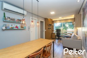 Apartamento à venda com 53m², 1 dormitório, 1 suíte, 1 vaga, no bairro Cristal em PORTO ALEGRE